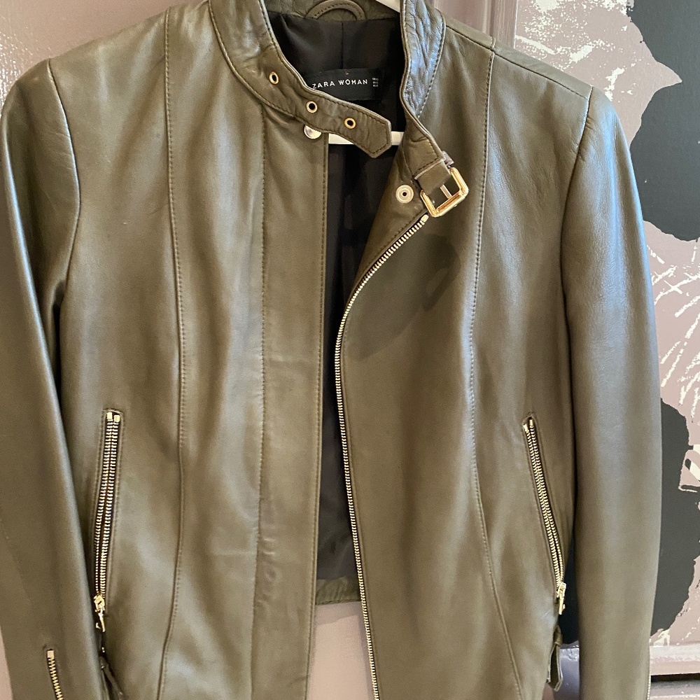 Zara Leather Jacket size XS